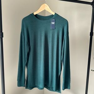 NWT Abercrombie & Fitch soft a&f cozy oversized crewneck shirt
